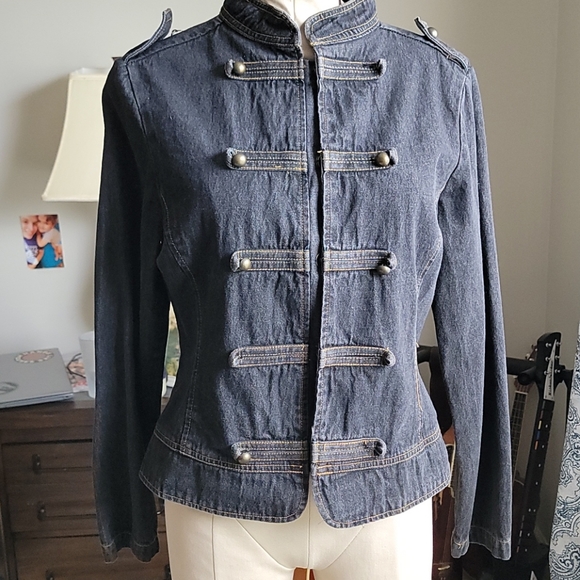 Denim jacket - Picture 2 of 5